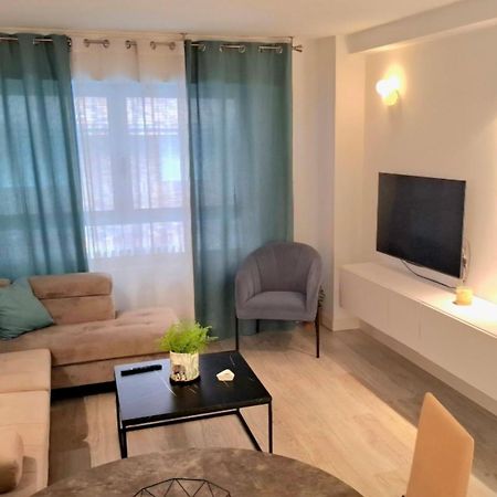 Moderno Apartamento Con Garaje Privado En El Centro De فيجو المظهر الخارجي الصورة